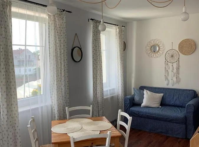 Pinokio ゲストハウス 3*